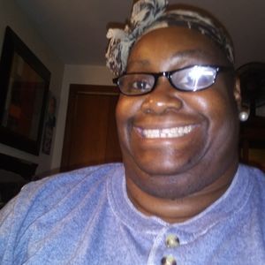 Meet your Posher, Beverly